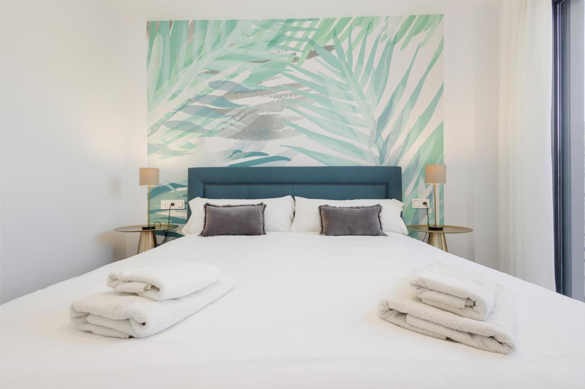 Luxurious 2 Bedroom Apartment Close To The Beach In 埃斯特波纳 外观 照片